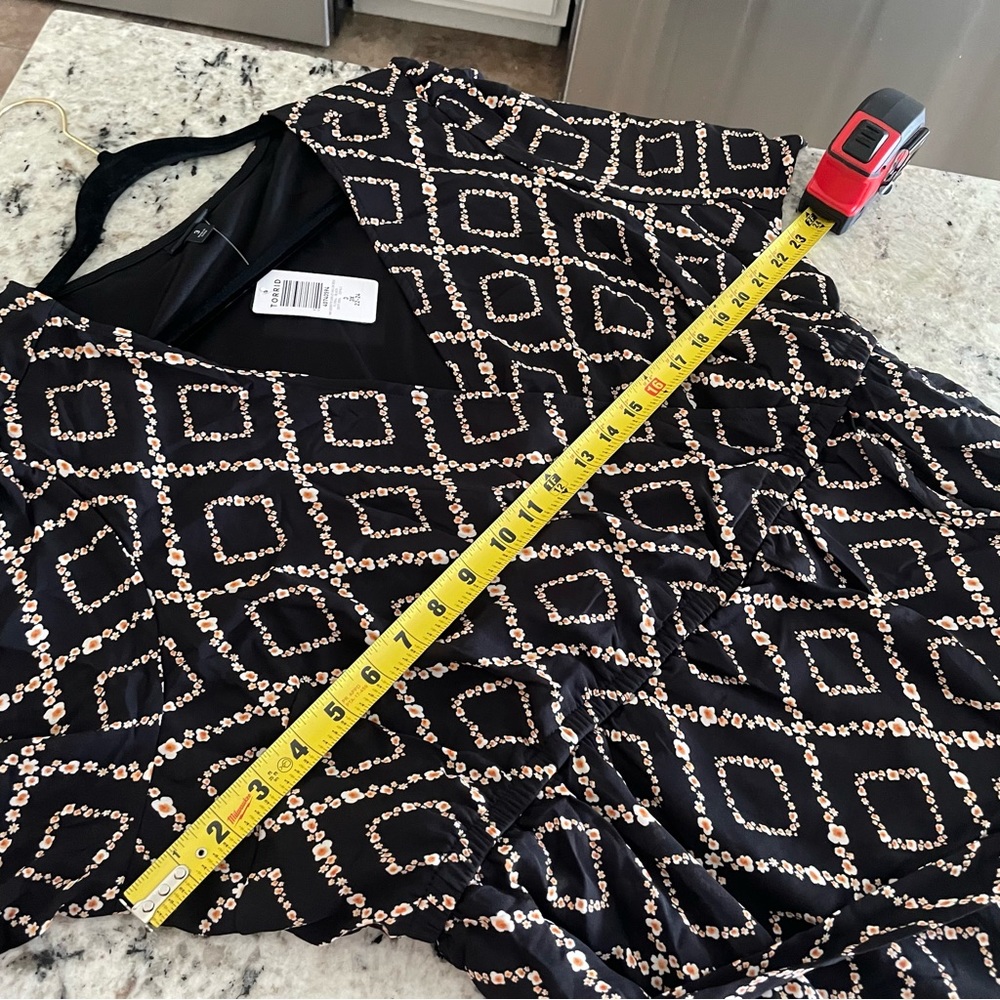 Torrid Black Floral Geometric Maxi Georgette Surplice Hi-Low Dress 3X NWT - Picture 11 of 16